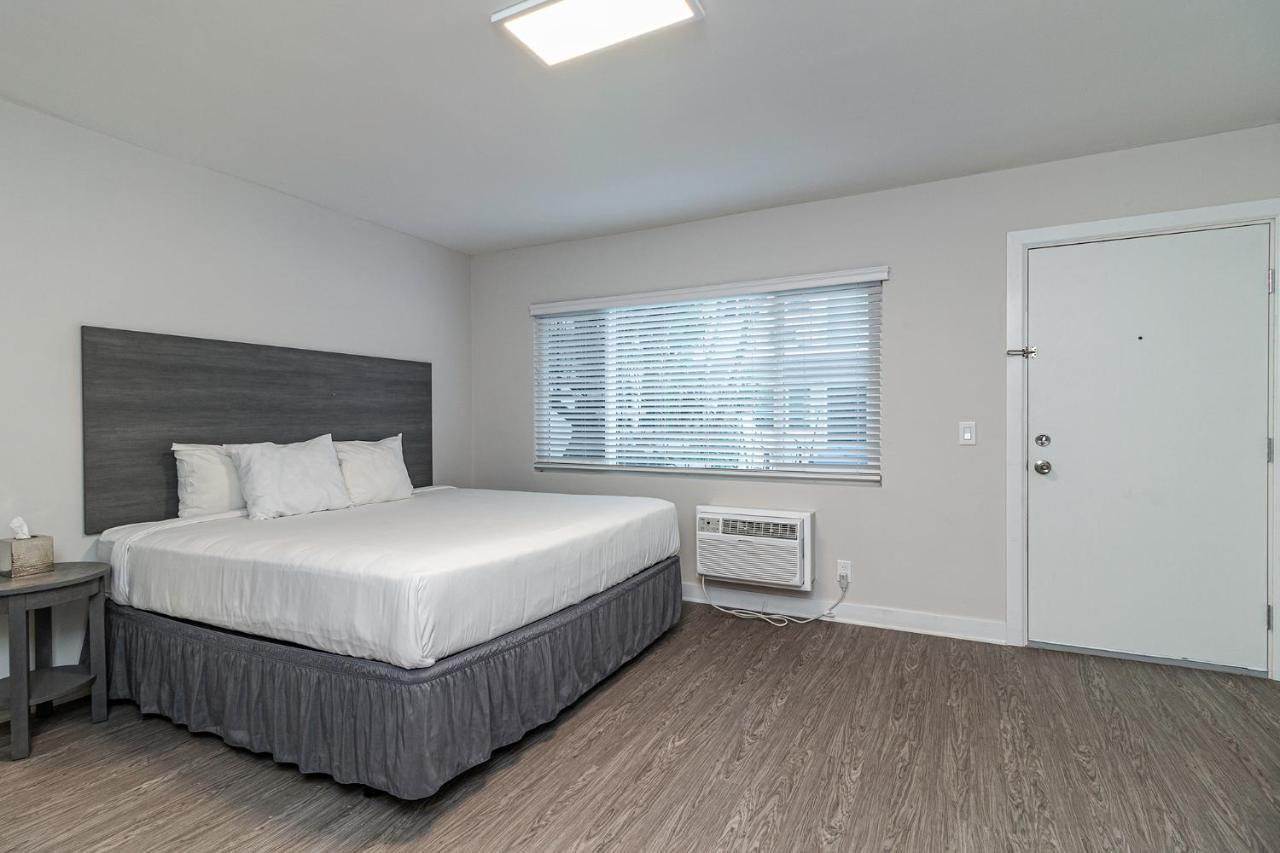 2021 Olive Hotel Burbank Exterior photo