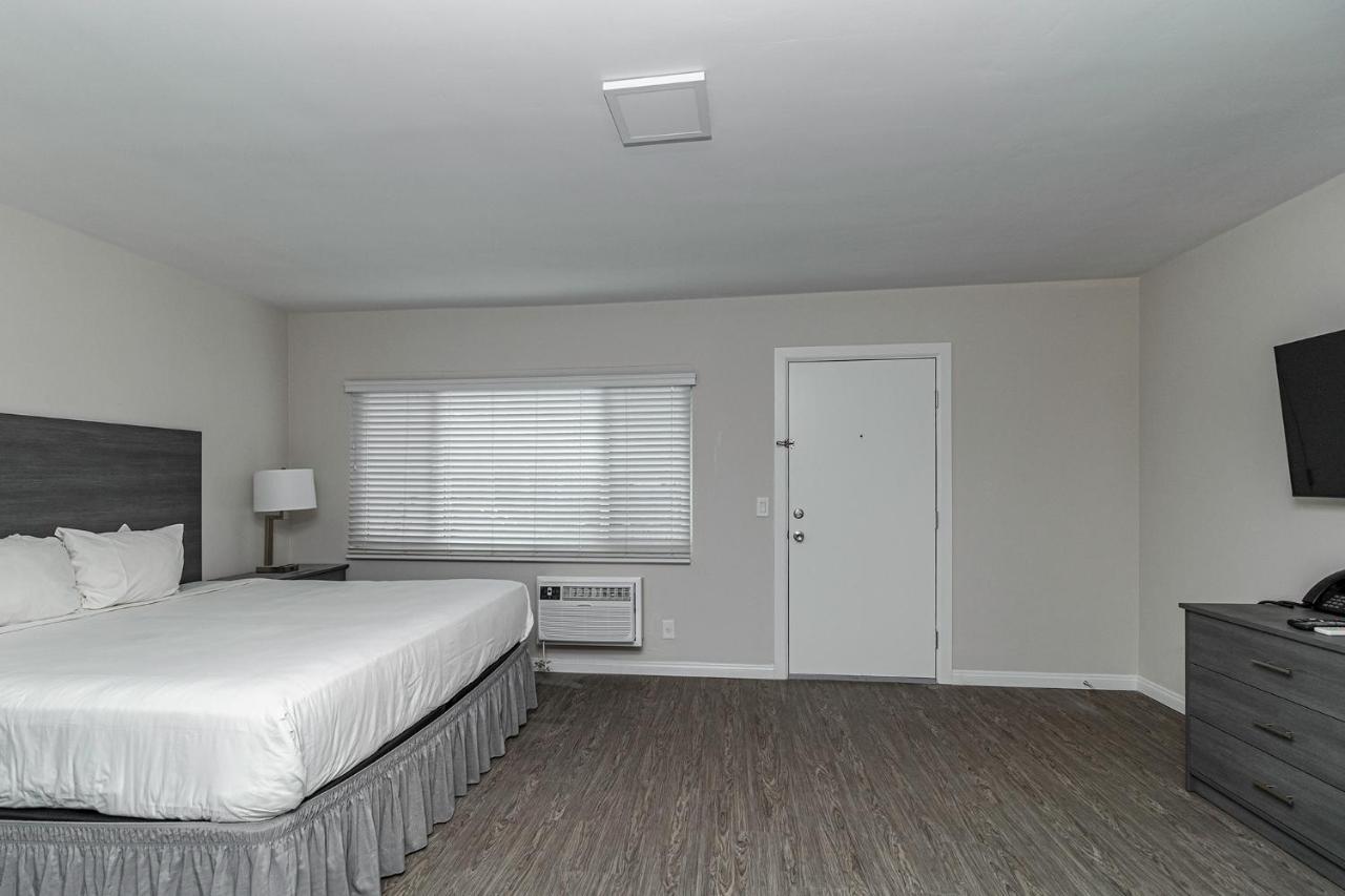 2021 Olive Hotel Burbank Exterior photo